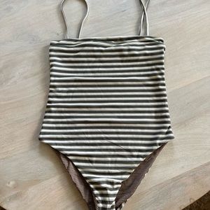 ✖️[SOLD]✖️ ACACIA SWIM